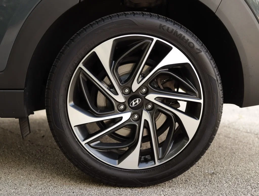 Used 2019 Dusk Blue Hyundai Sport image 34