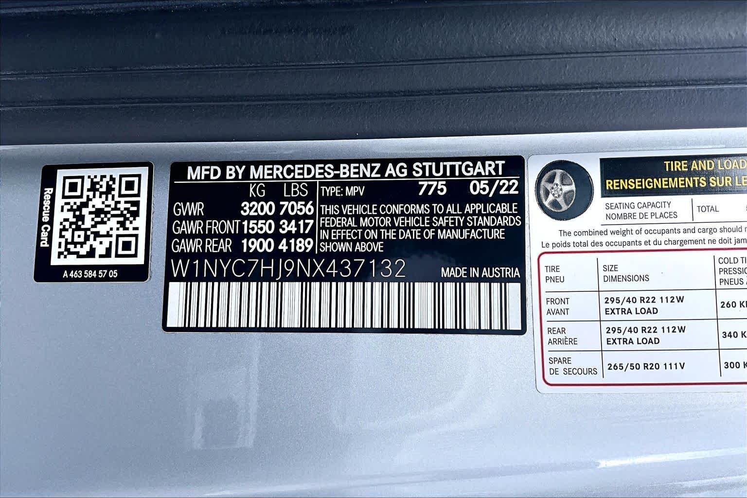 Used 2022 Iridium Silver Metallic Mercedes-Benz AMG® G 63 image 32