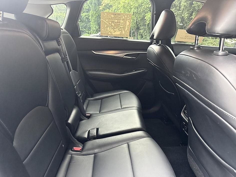 Used 2020 Black Obsidian INFINITI PURE image 20