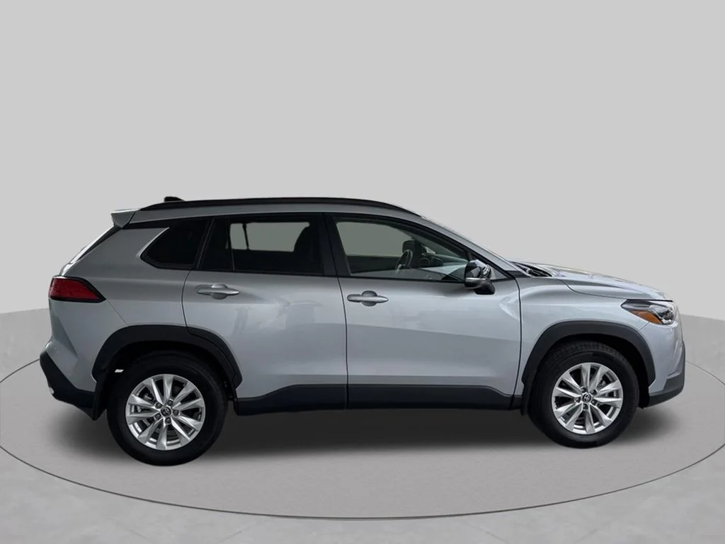 Used 2025 Silver Toyota LE image 6