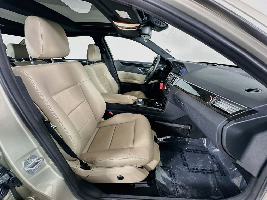 Used 2010 Brown Mercedes-Benz E 350 image 29