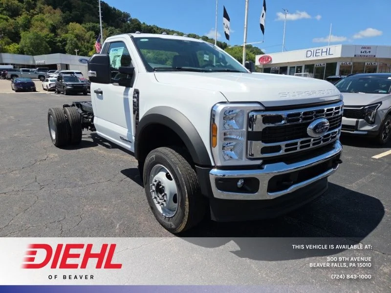 New 2026 Oxford White Ford F-600® XL image 1