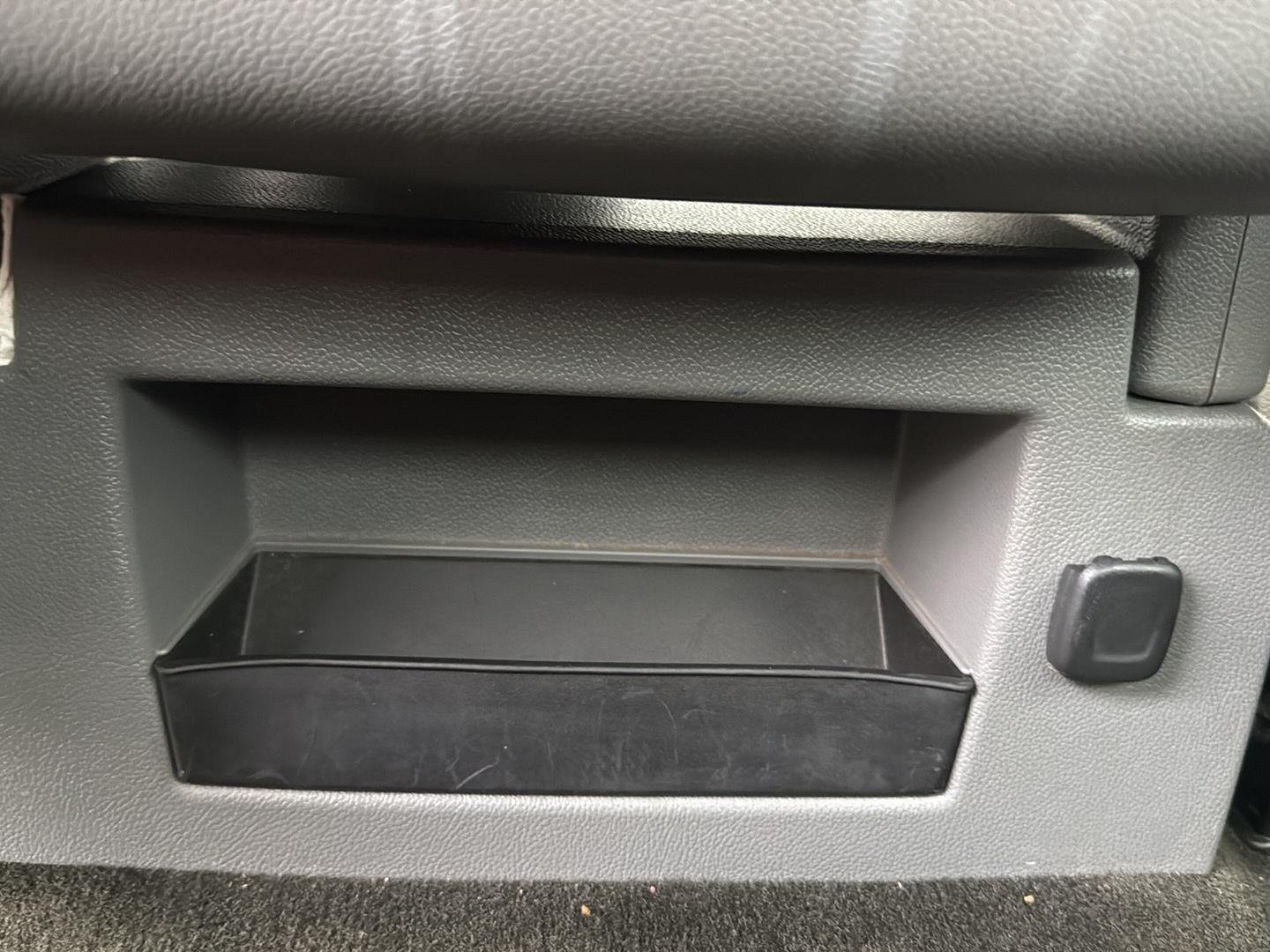 Used 2017 Deep Ocean Blue Metallic Chevrolet LTZ image 21