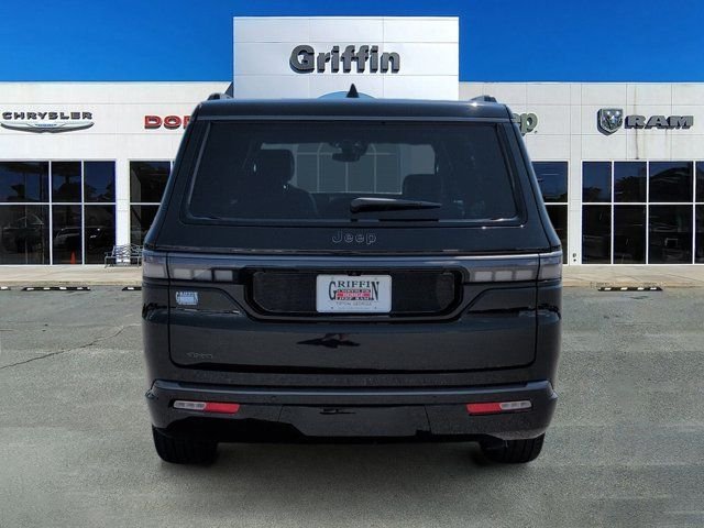 New 2026 High Gloss Black Exterior Paint Jeep Limited Reserve image 8