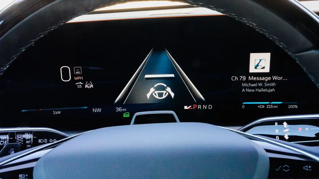 2027 Cadillac VISTIQ Sport - Photo 17