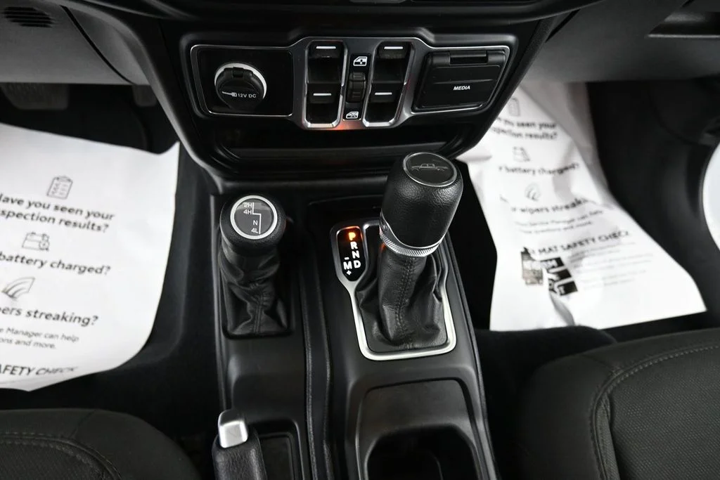 Used 2021 White Jeep Sport image 21