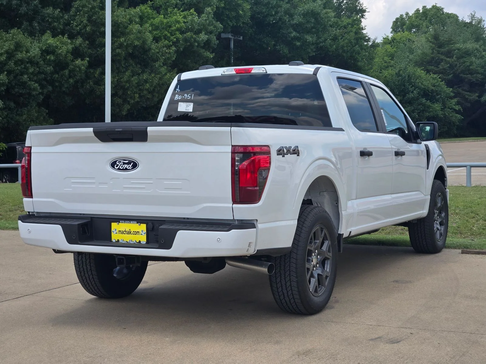 New 2026 Oxford White Ford STX® image 4