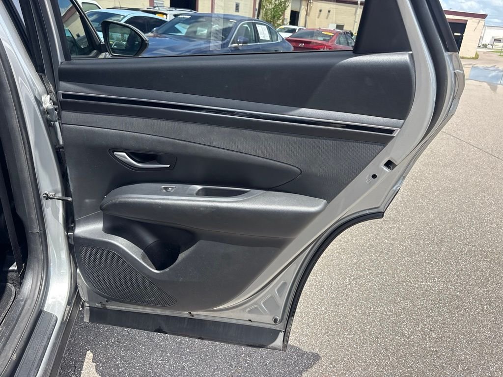 Used 2023 Silver Hyundai SEL image 16