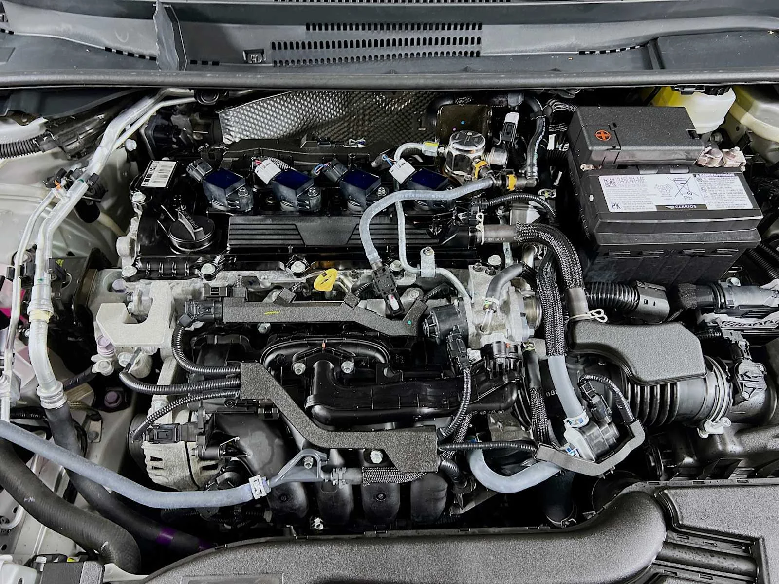 Used 2025 Classic Silver Metallic Toyota LE image 28
