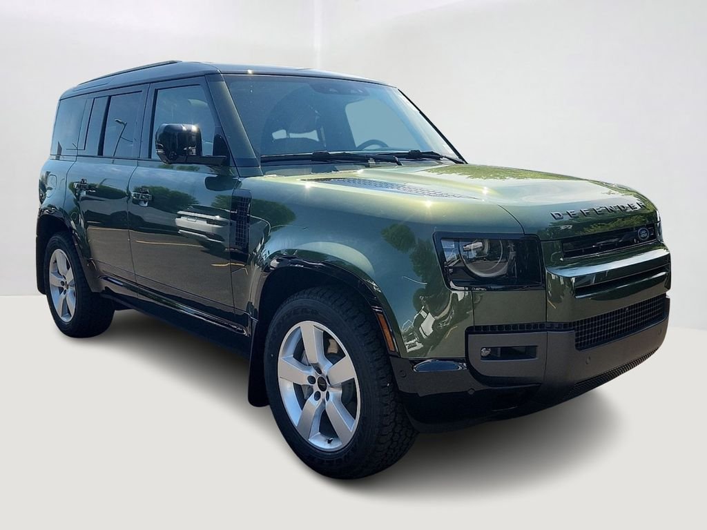 New 2026 Woolstone Green Metallic Land Rover X-Dynamic SE image 2