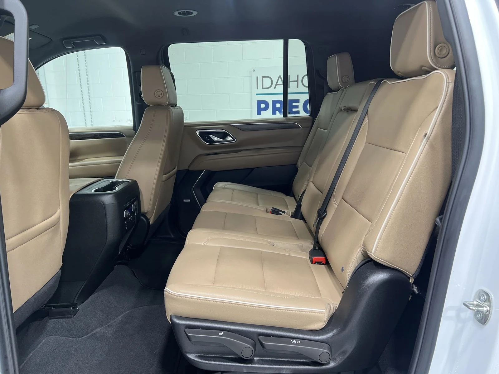 Used 2024 White Chevrolet Premier image 22