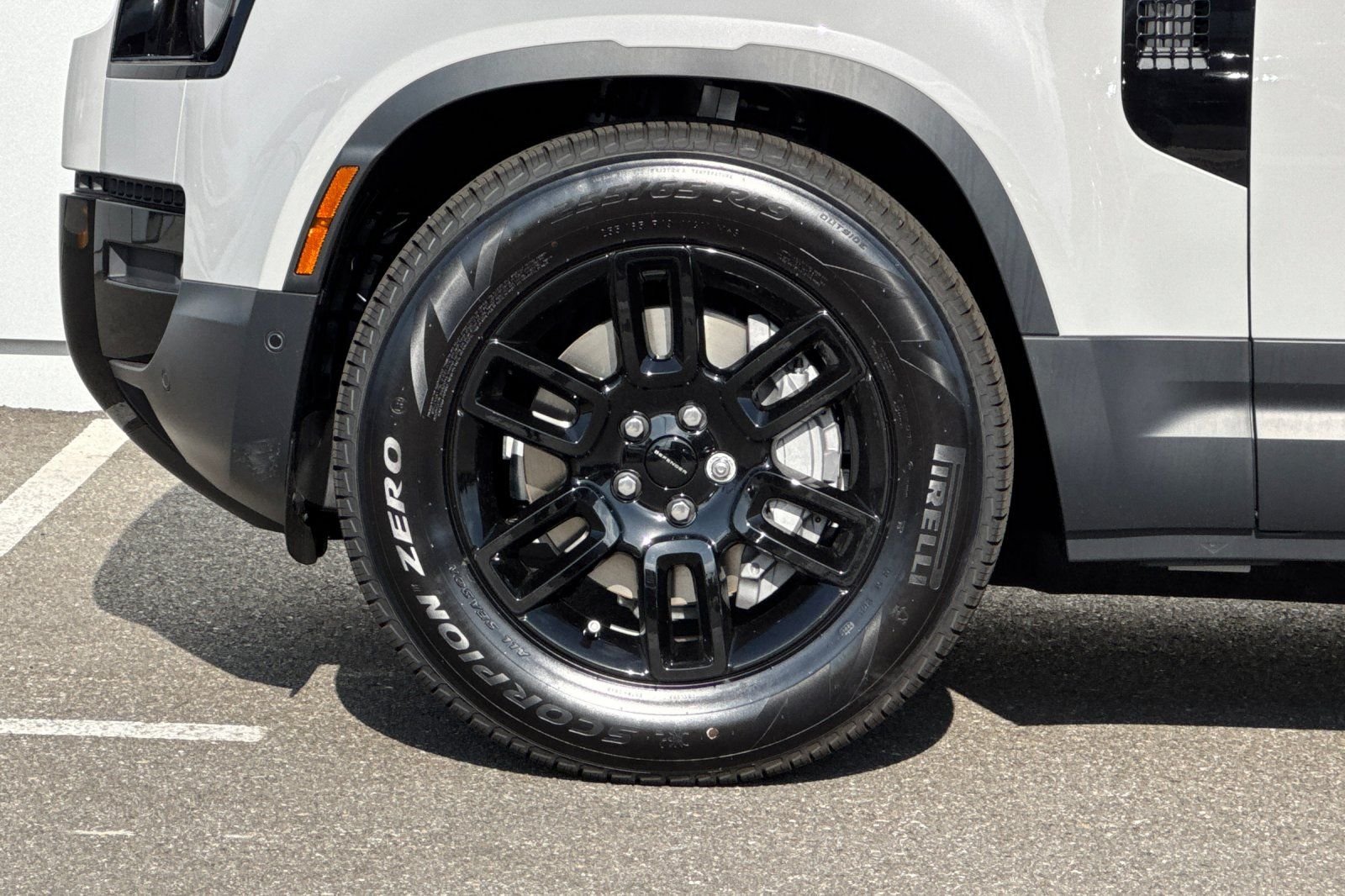 New 2026 Borasco Grey Land Rover S image 33
