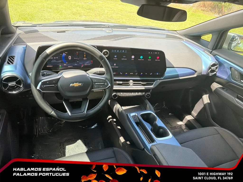 Used 2025 Sterling Gray Metallic Chevrolet LT image 29
