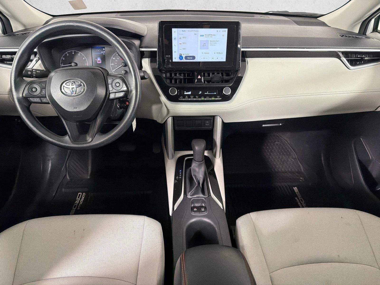 Certified Used 2025 Wind Chill Pearl Toyota L image 22