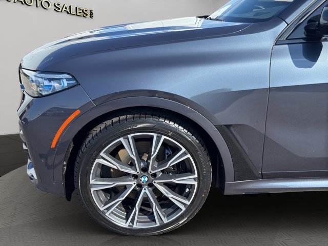 Used 2022 Arctic Grey Metallic BMW M50i image 23