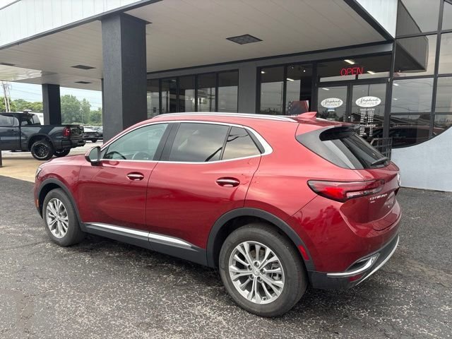 Used 2023 Red Buick Preferred image 4