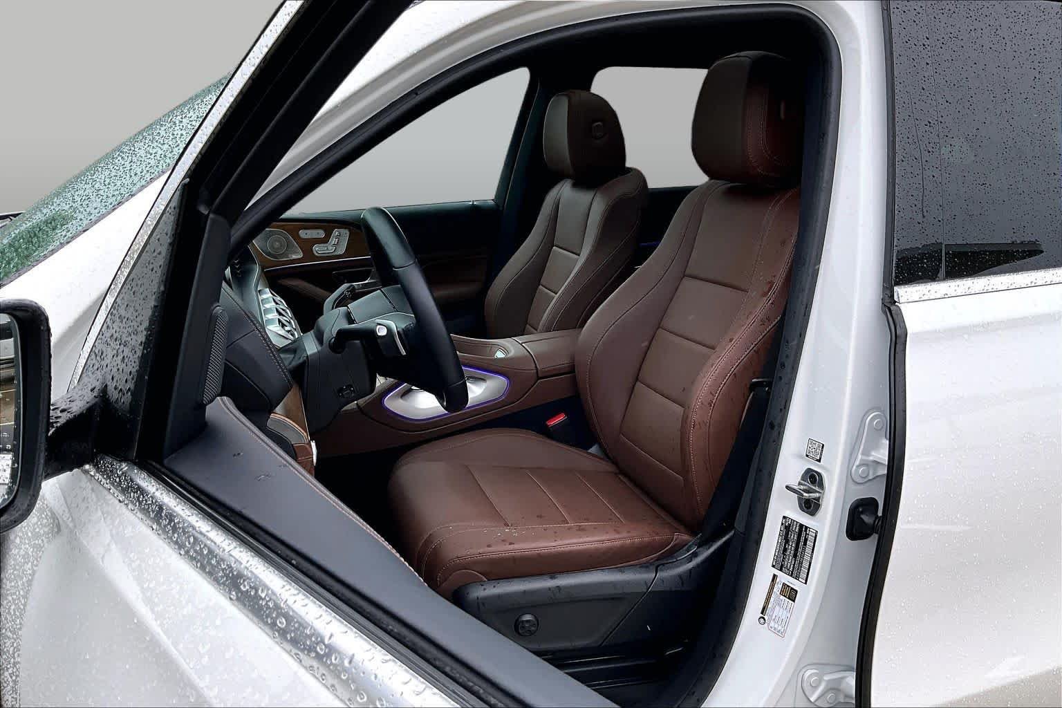 Used 2024 MANUFAKTUR Moonlight White Metallic Mercedes-Benz GLE 350 image 8