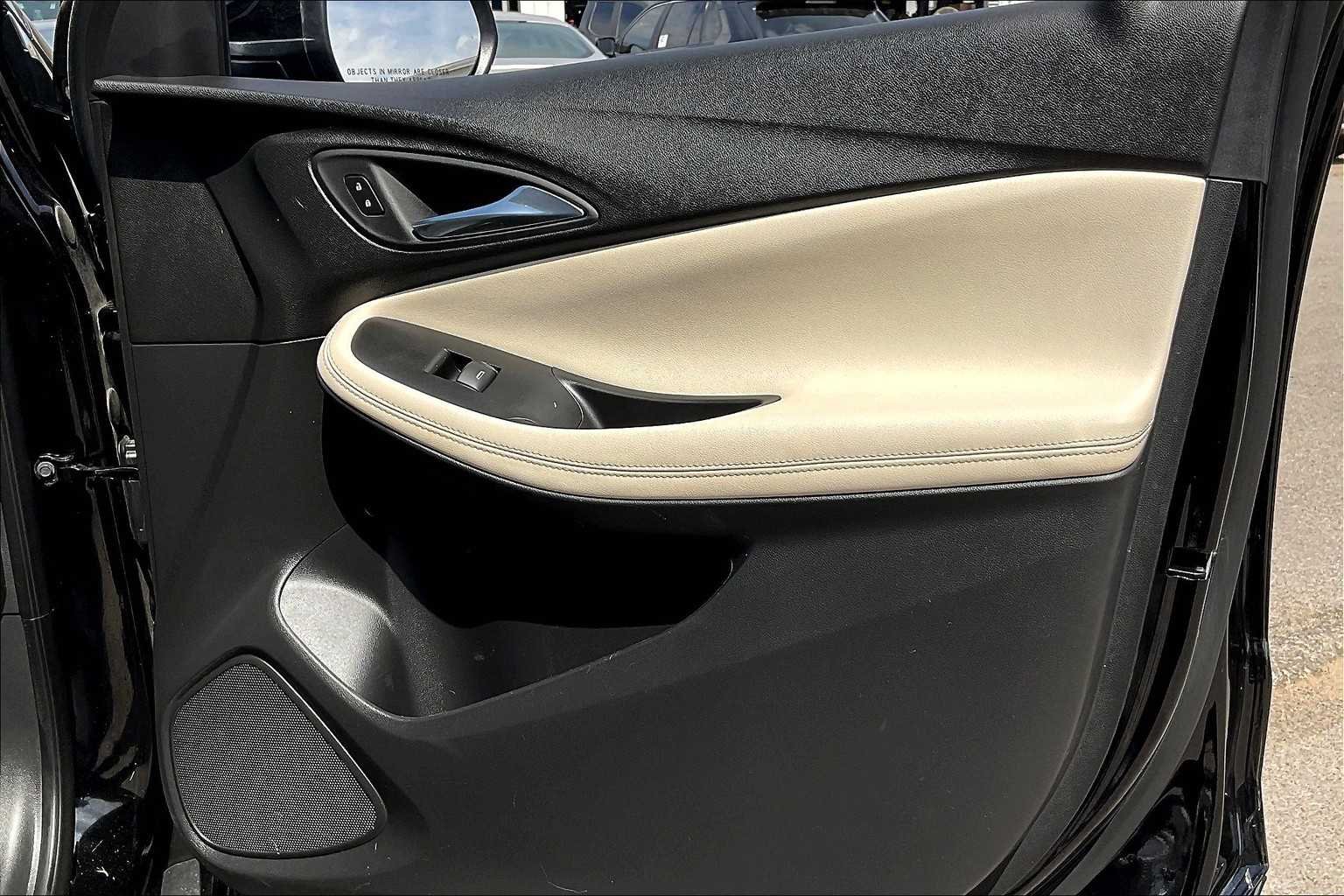 Used 2025 Ebony Twilight Metallic Buick Preferred image 21