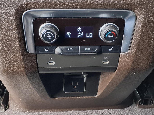 2022 Chevrolet Tahoe LT - Photo 11