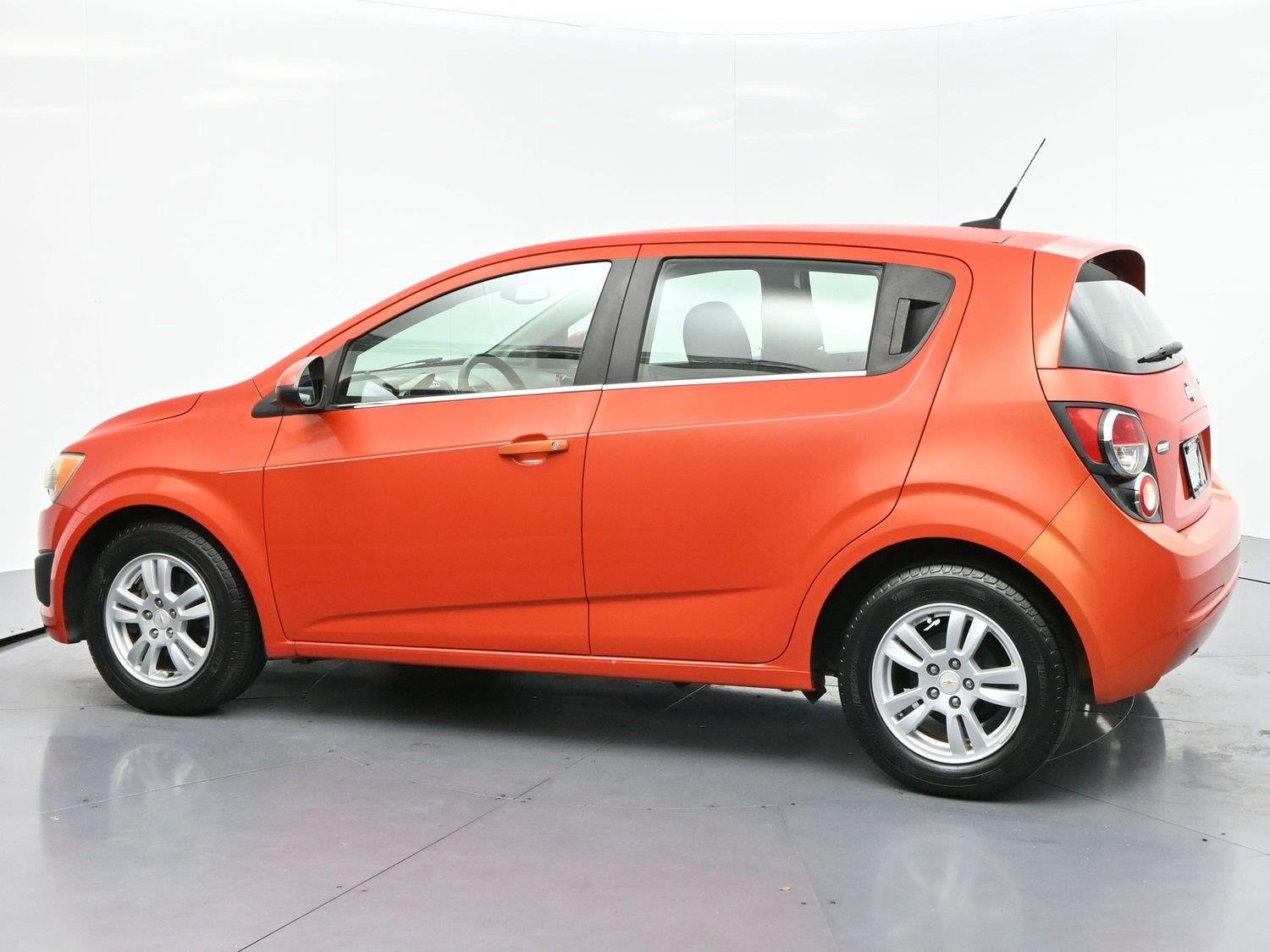 Used 2012 Inferno Orange Metallic Chevrolet LT image 5