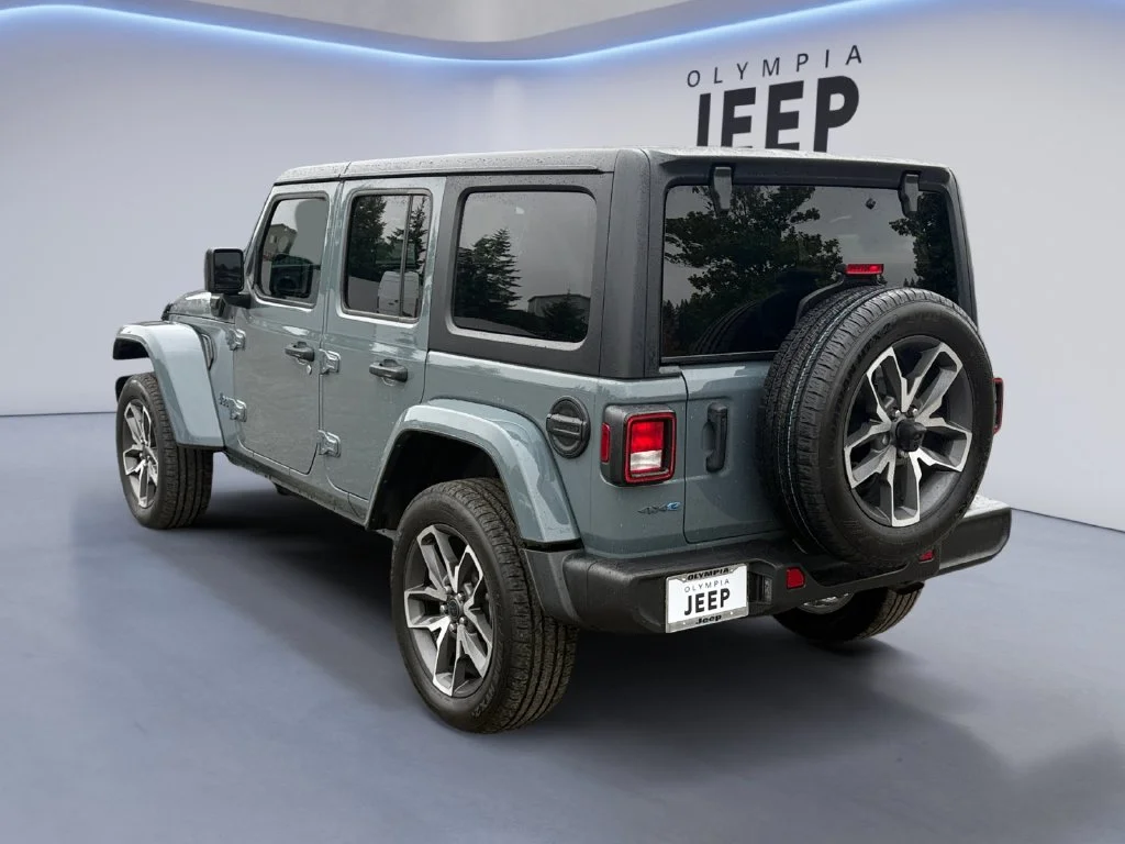 Used 2024 Gray Jeep Sport S 4xe image 3