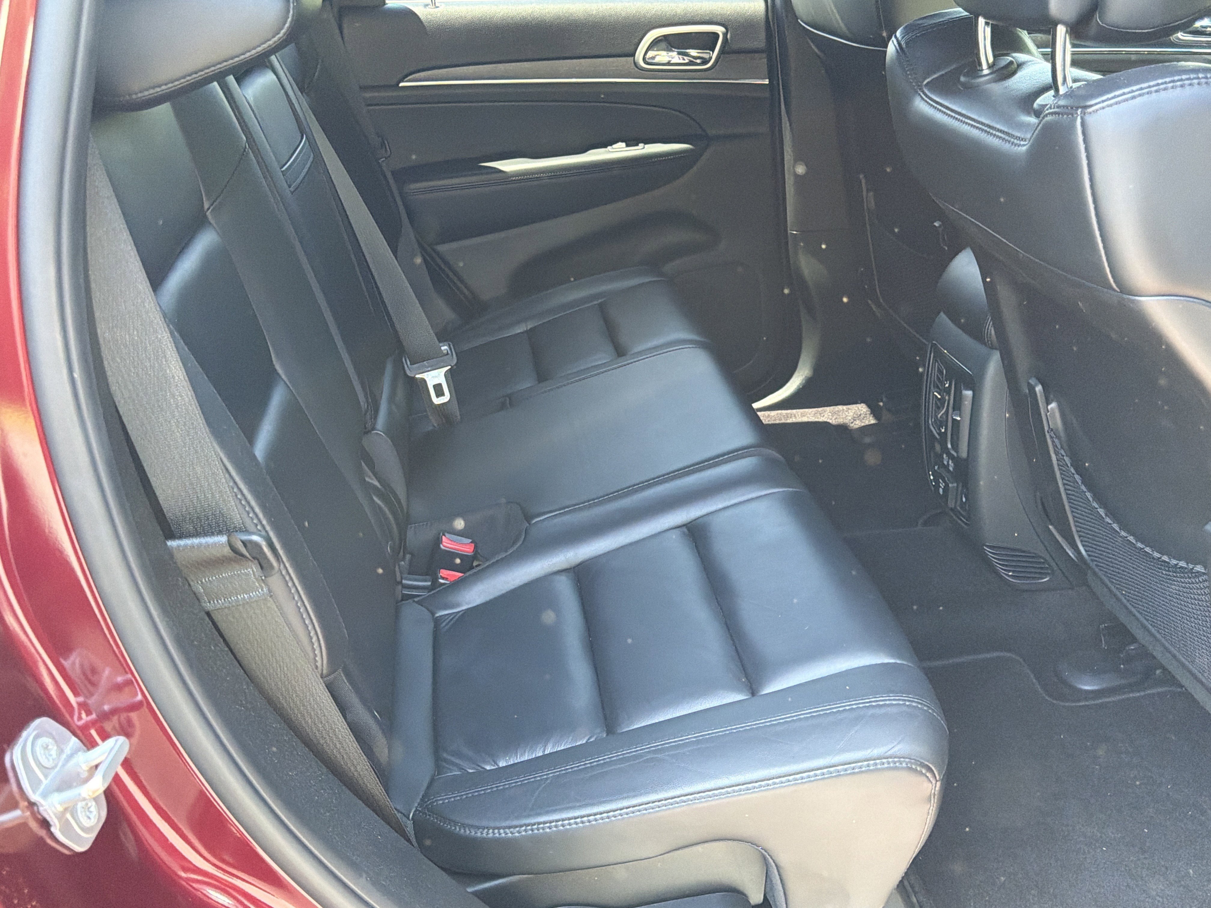 Used 2018 Velvet Red Pearlc Jeep Limited image 14