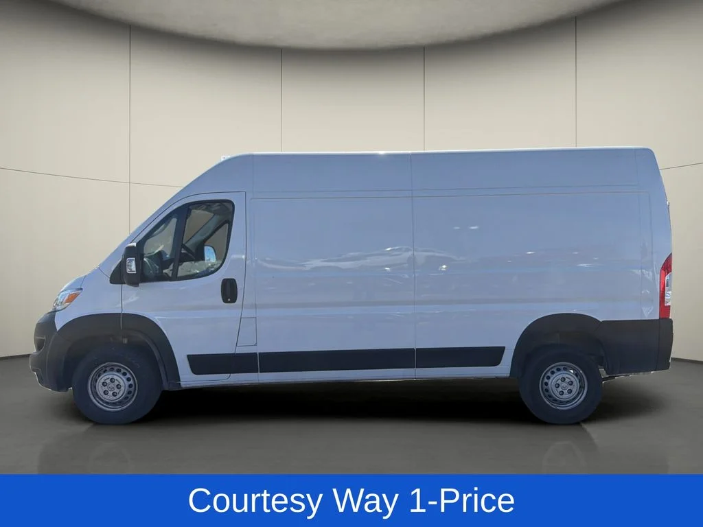 Used 2024 White Ram High Roof image 5