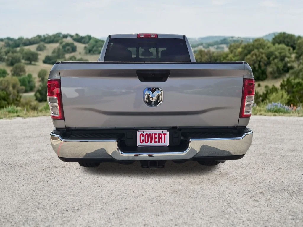 Used 2022 Silver Ram Tradesman image 9
