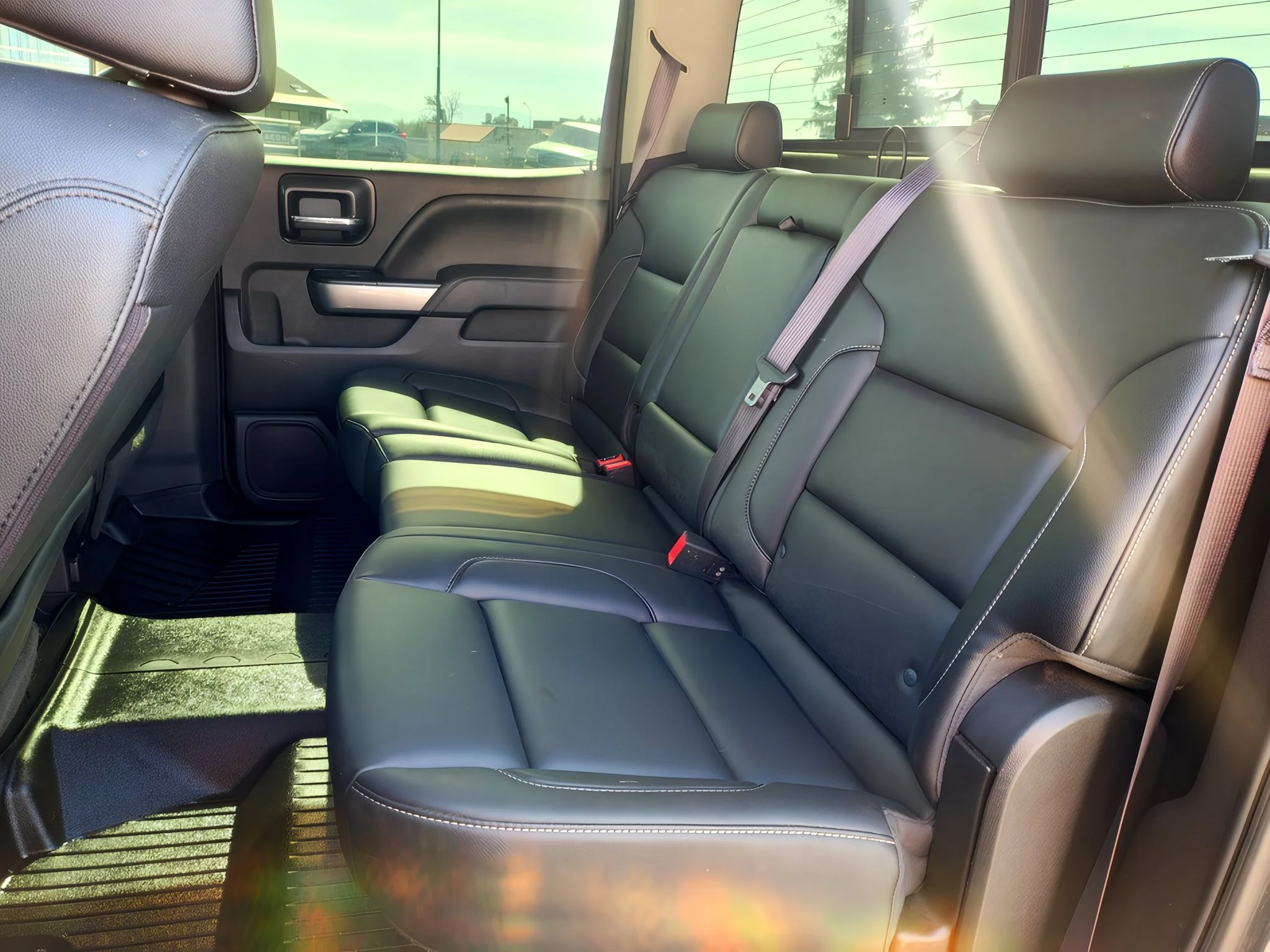 2017 Chevrolet Silverado 1500 LT - Photo 28