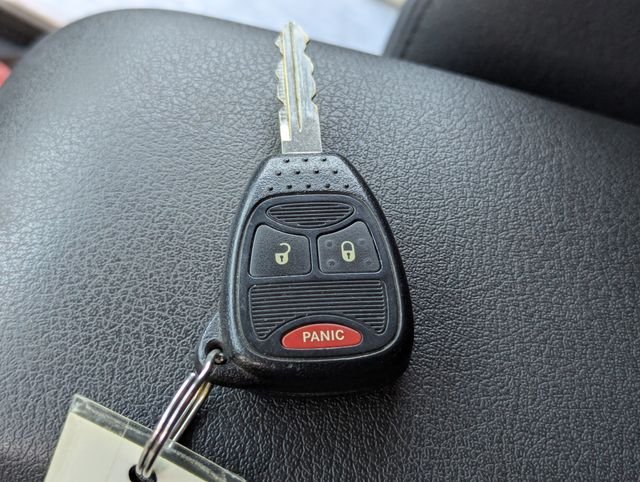 Used 2014 White Jeep Sport image 15