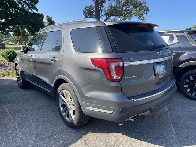 Used 2018 Gray Ford Limited image 4