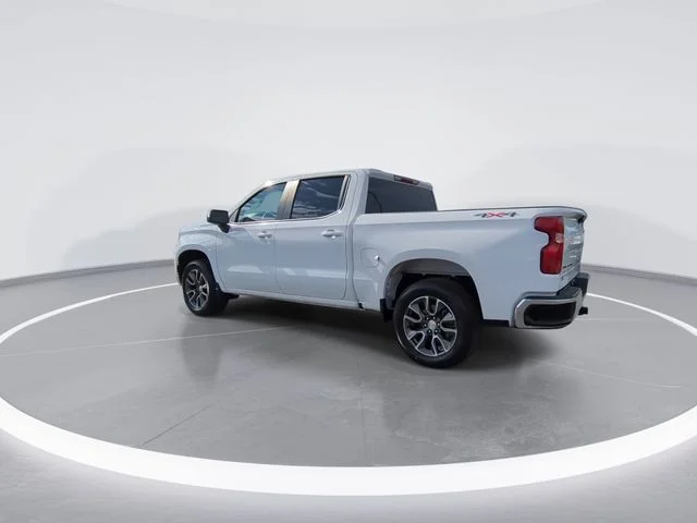 Used 2023 White Chevrolet LT image 6