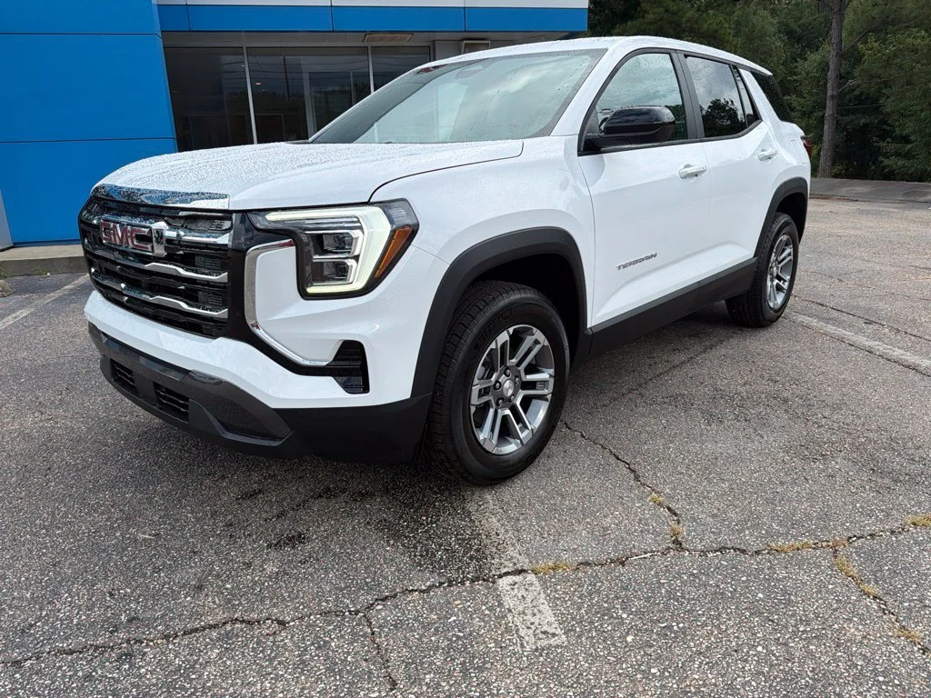 New 2027 Summit White GMC Elevation image 1