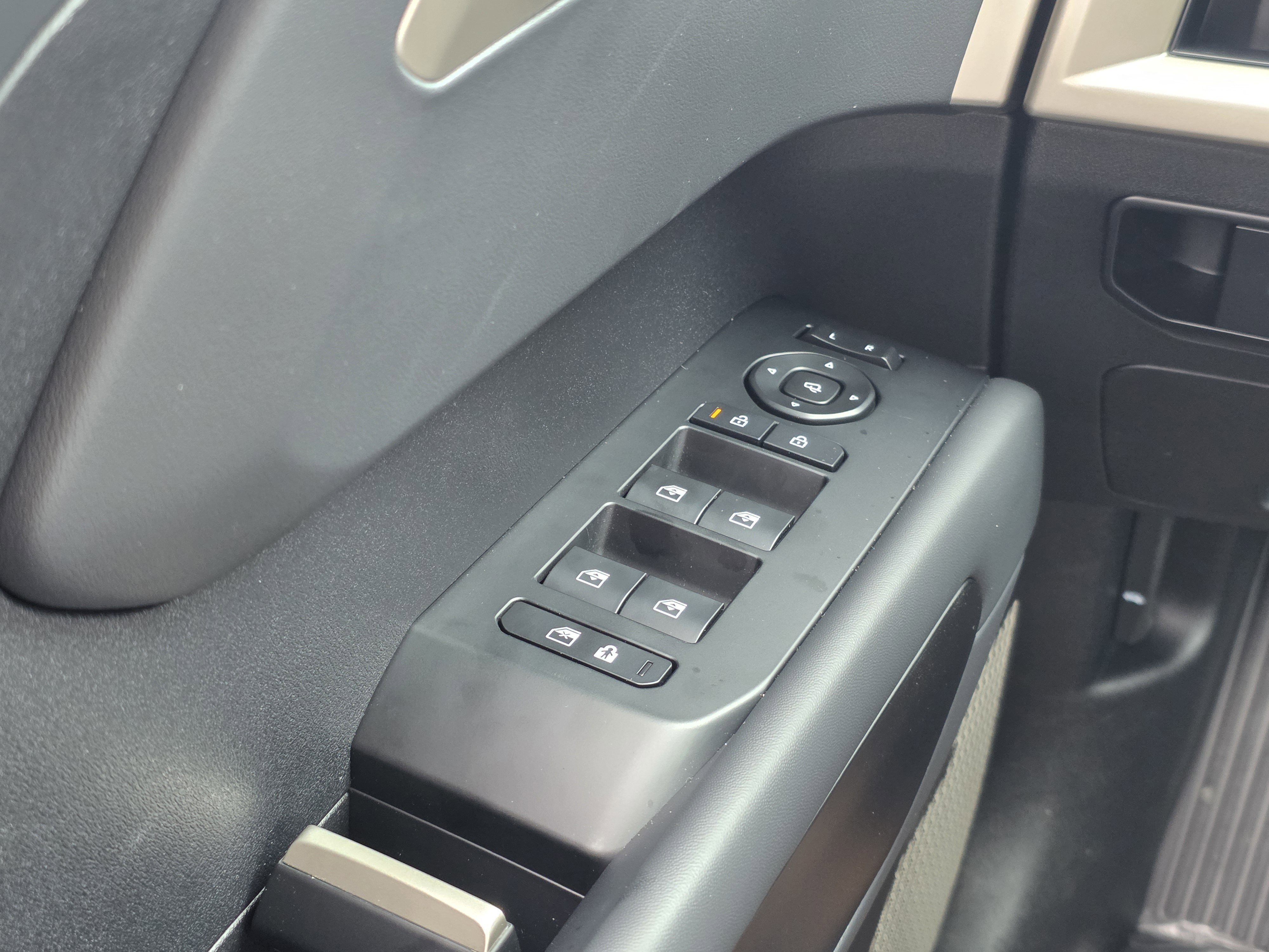 New 2027 Black Jade Green Kia SX-PRESTIGE image 13