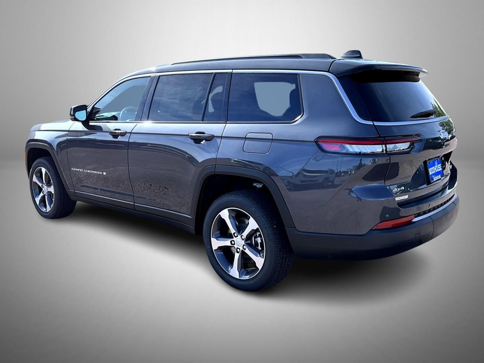 New 2026 Baltic Gray Metallic Clear-Coat Exterior Paint Jeep Limited image 7