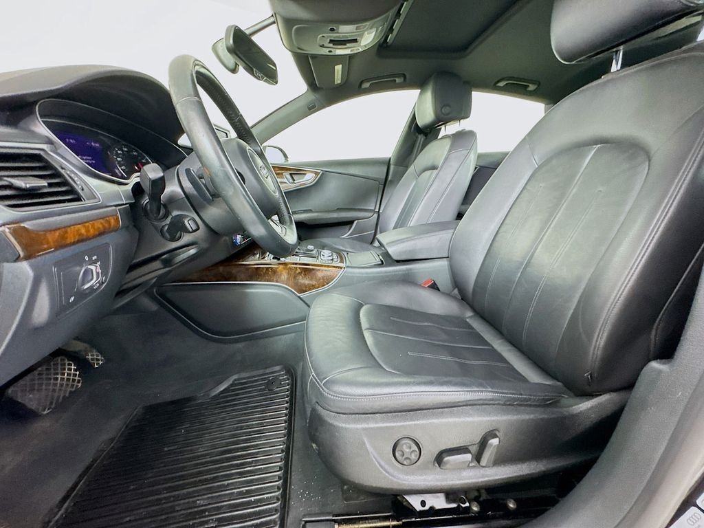 Used 2015 Phantom Black Pearl Audi 3.0T Premium Plus image 27