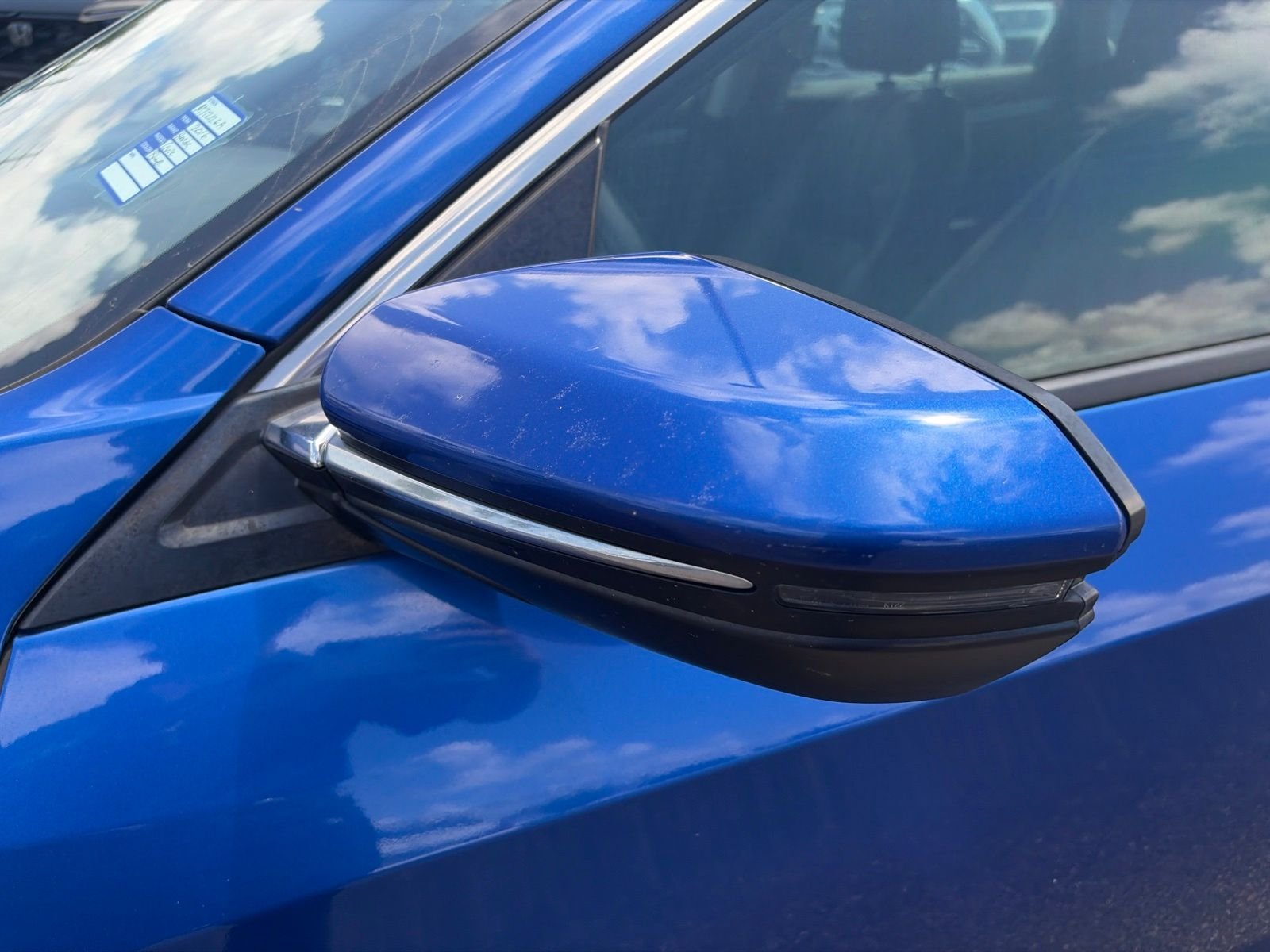 Used 2016 Blue Honda Touring image 13