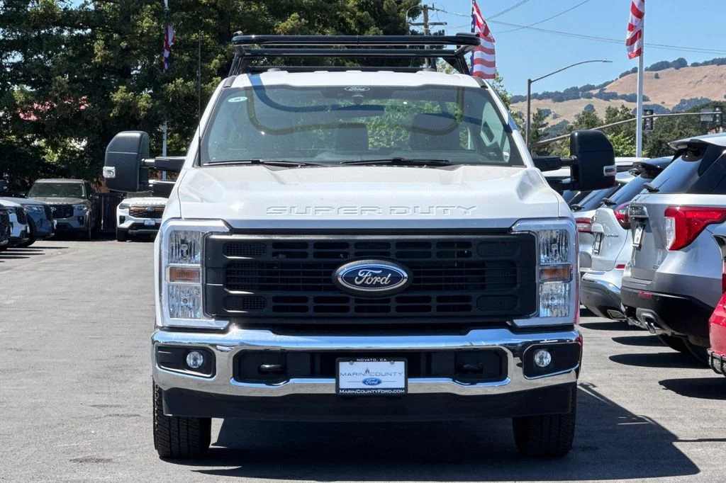 New 2026 Oxford White Ford F-250® XL image 9