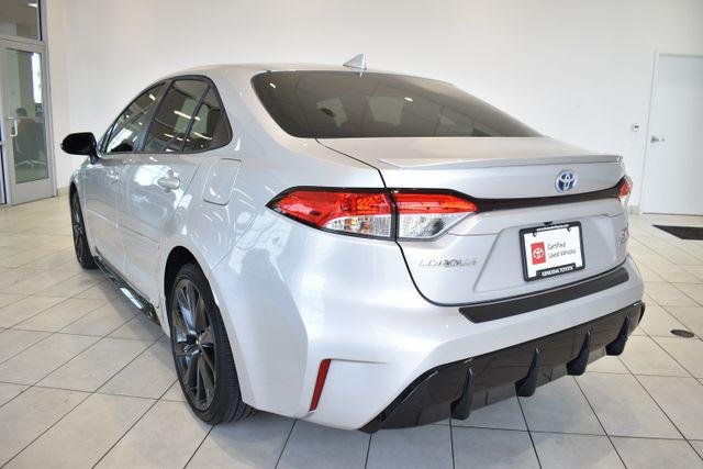 Certified Used 2024 CLASSIC SILVER MET Toyota  image 6