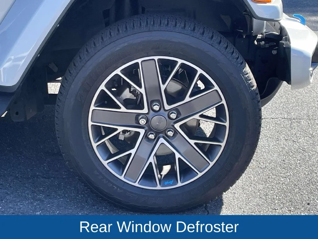 Used 2023 Silver Jeep Sahara 4xe image 11