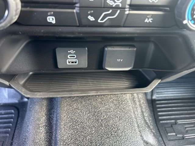 New 2026 Oxford White Ford F-250® XL image 21