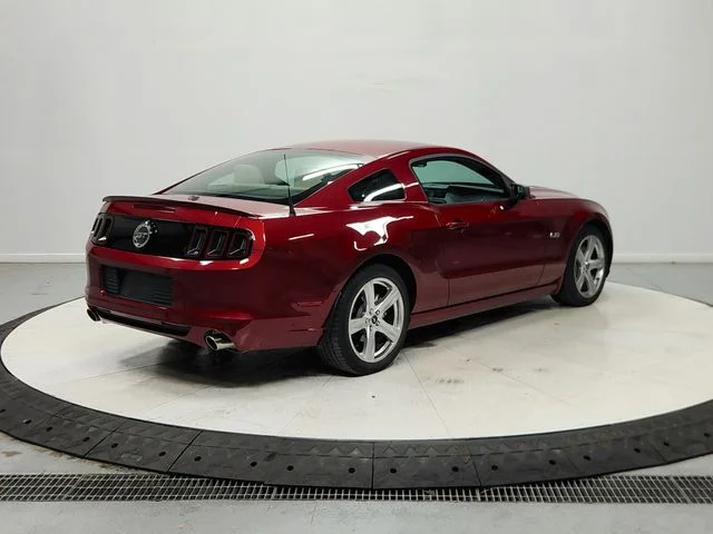 Used 2014 Red Ford GT Premium image 8