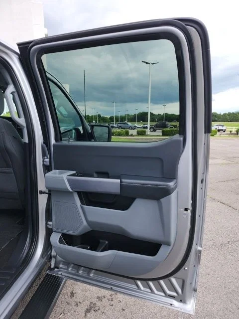 Used 2023 Silver Metallic Ford XLT image 47