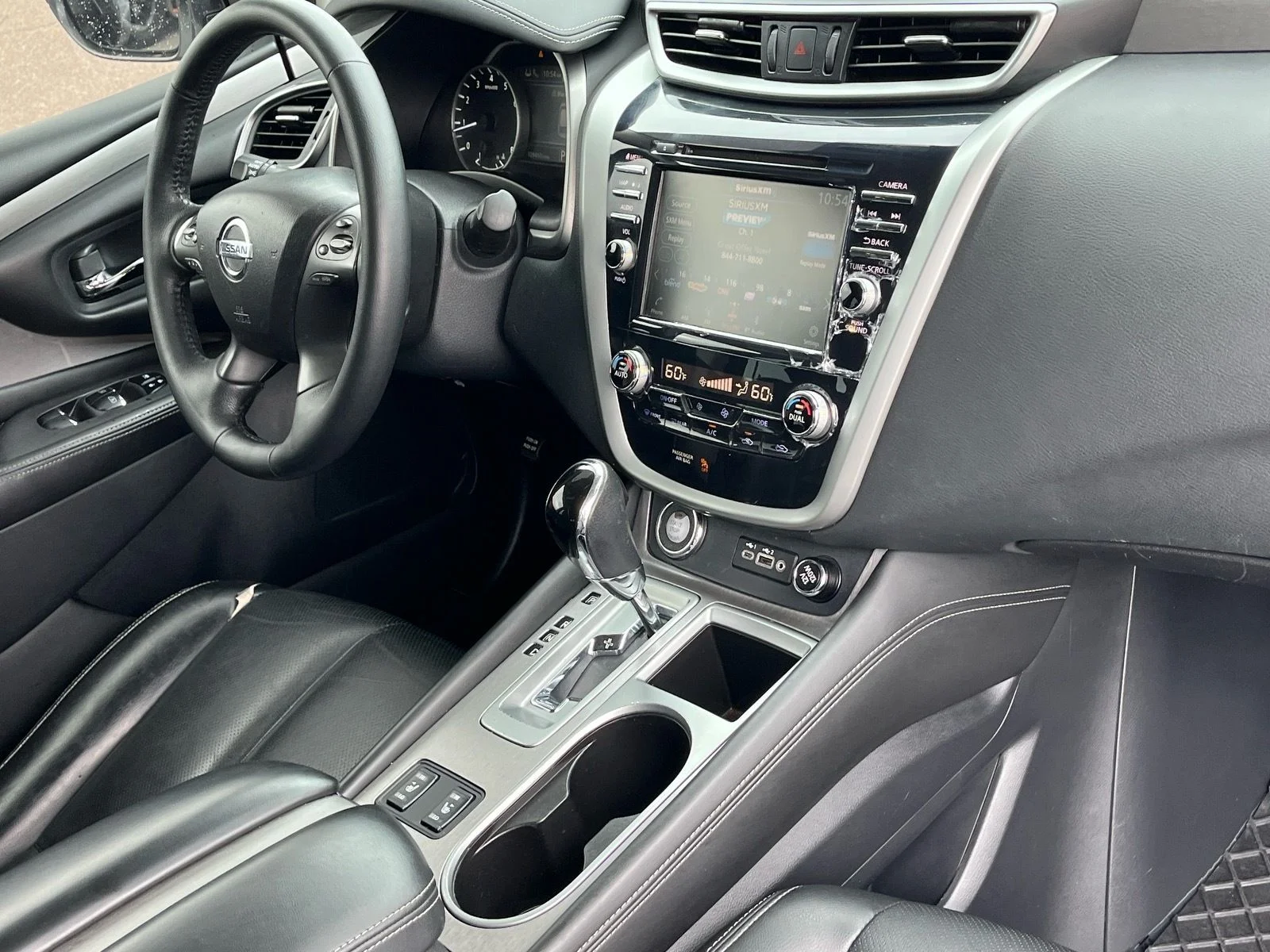 Used 2019 Pearl White Tricoat Nissan SL image 8