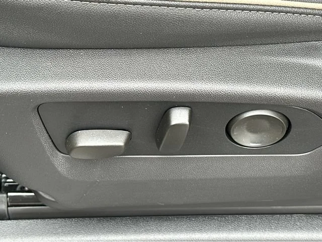 2026 GMC Yukon XL Elevation - Photo 35