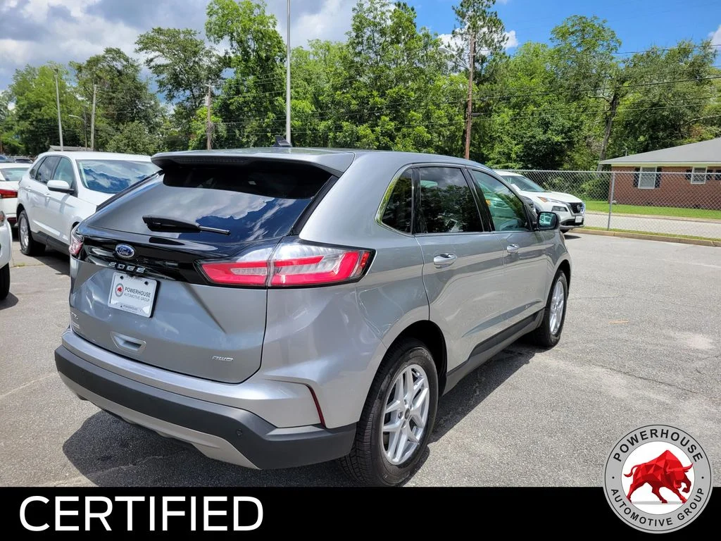 Used 2024 Silver Ford SEL image 5