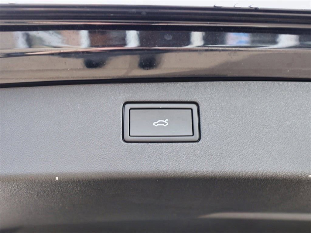 New 2026 Black Volkswagen 2.0T SE image 11