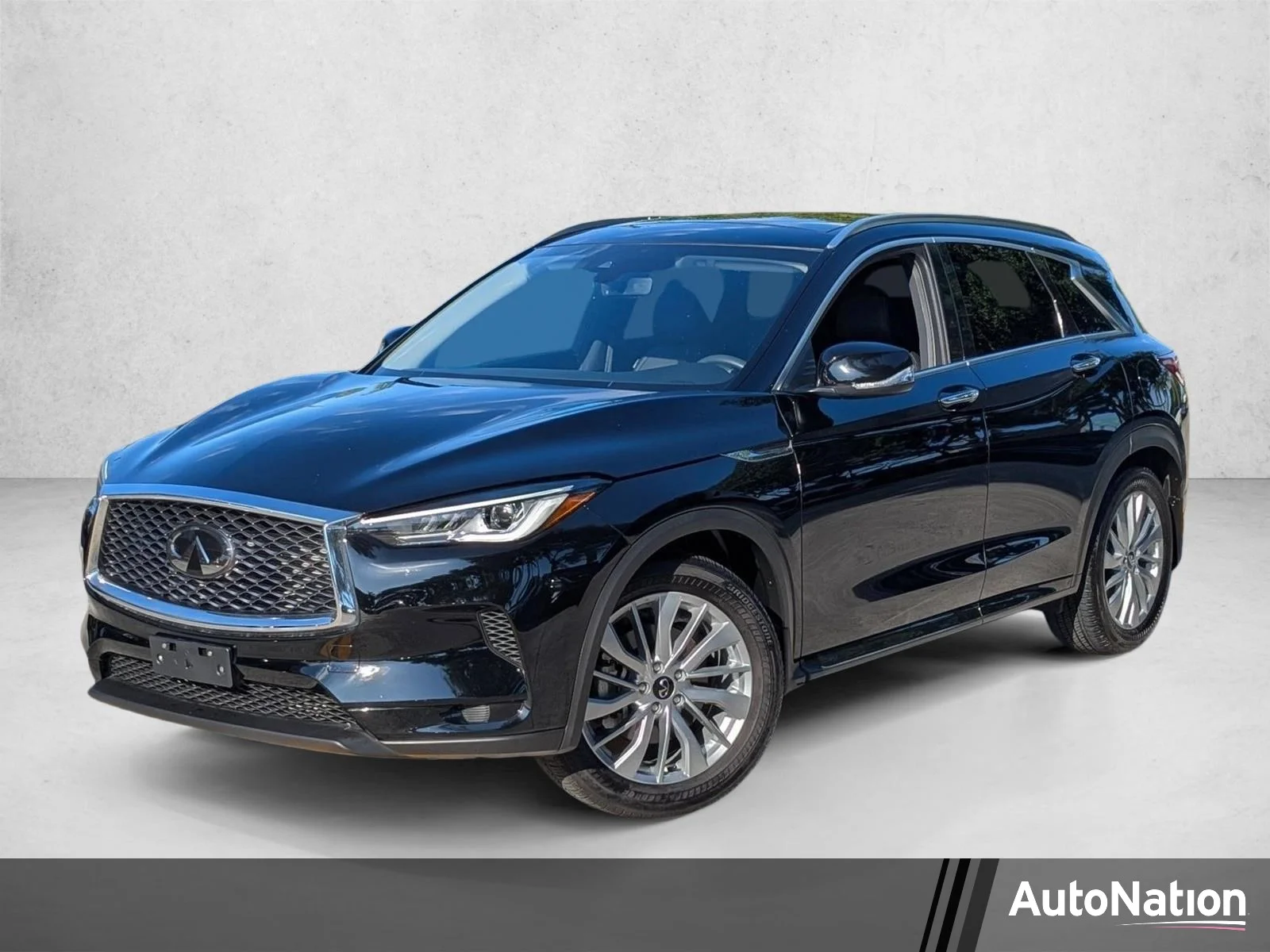 Used 2023 Black Obsidian INFINITI LUXE image 1