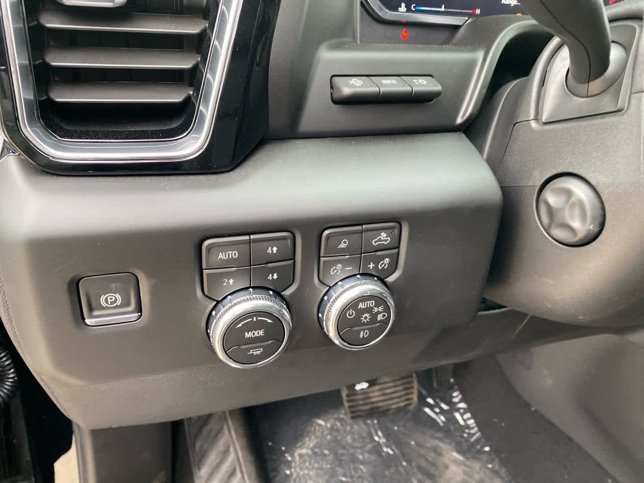2026 GMC Sierra 1500 Denali - Photo 16