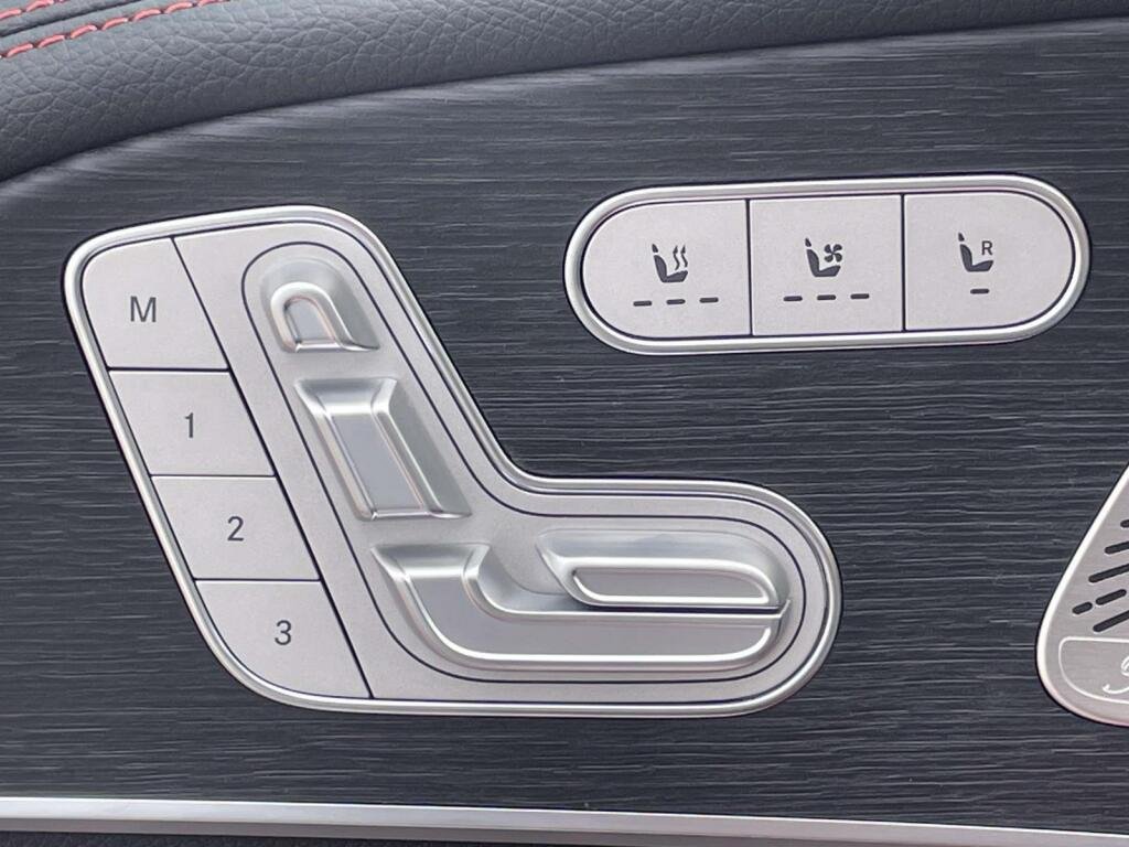 New 2026 Polar White Mercedes-Benz AMG® GLE 53 image 33